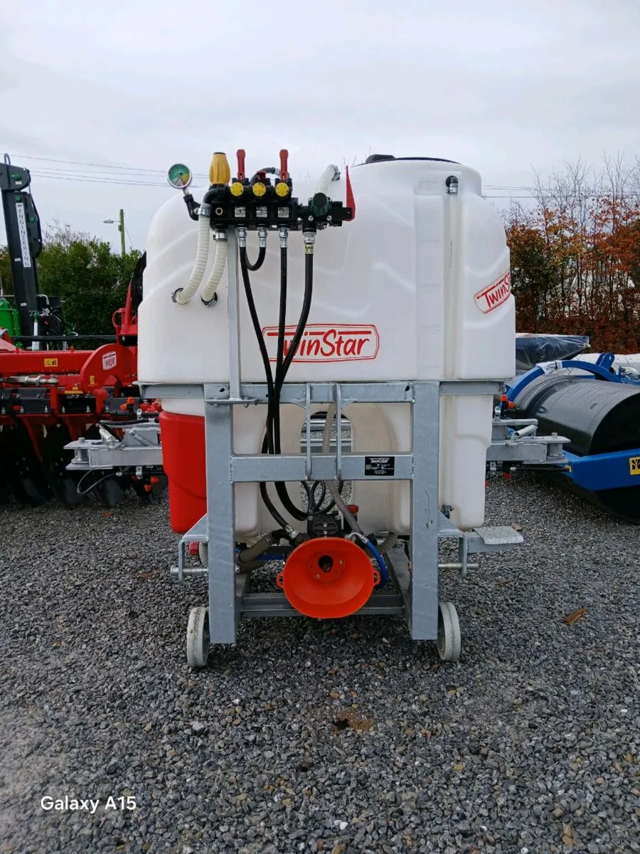 TWIN STAR SPRAYERS. - Image 3