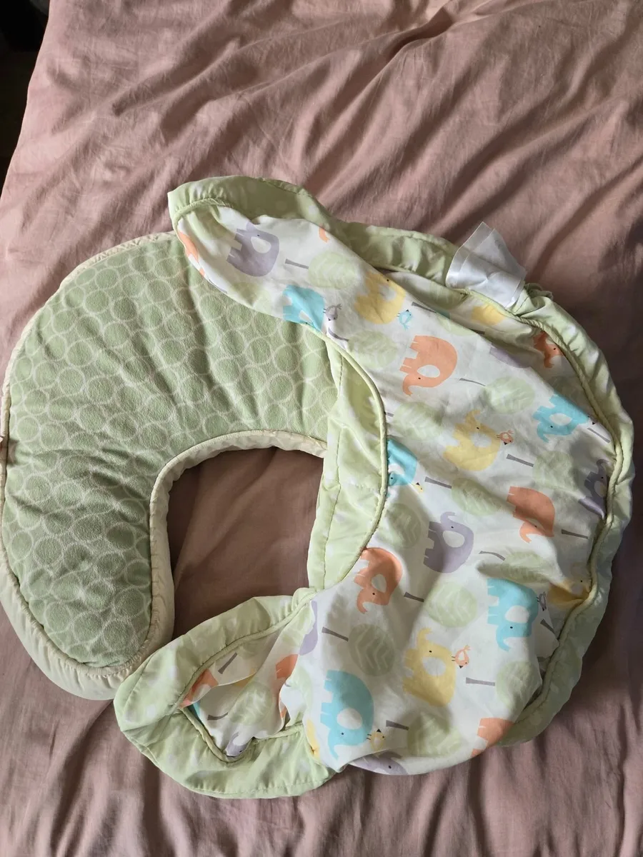Breastfeeding Nursing pillow free - Image 2
