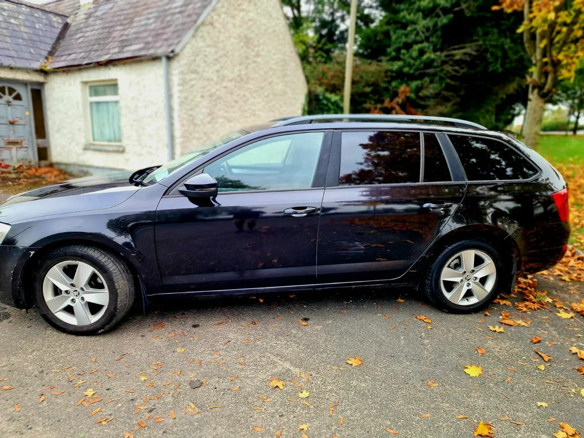 Skoda Octavia 2013 Estate Diesel - Image 2