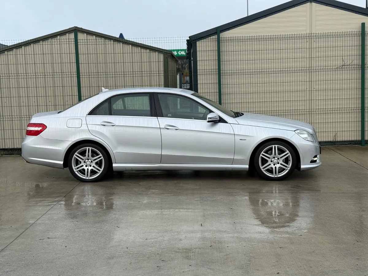 E-Class 2012 E250 AMG - Image 3