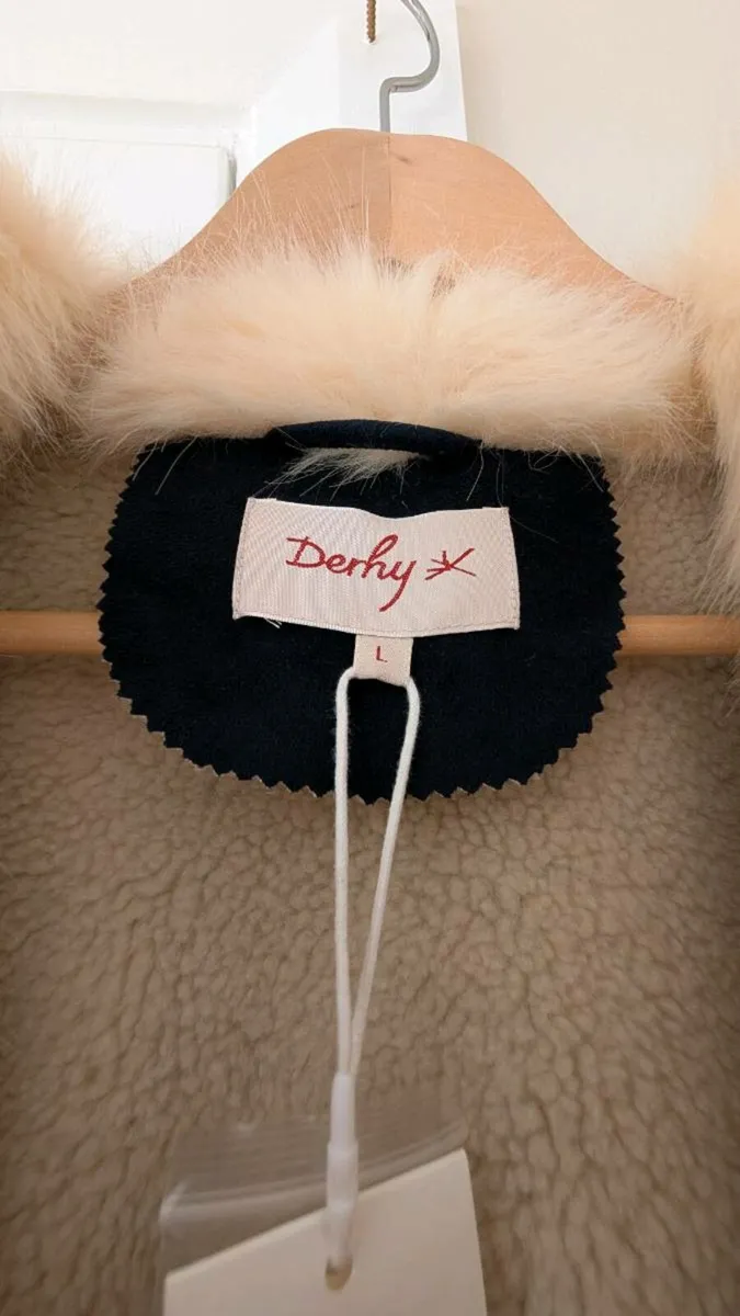 Brand new Suede faux fur navy coat Derhy - Image 2