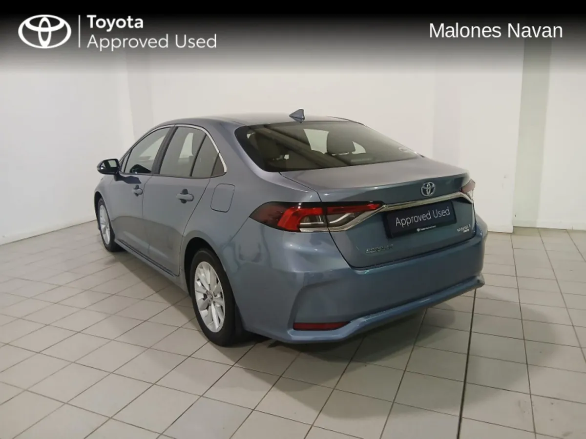 Toyota Corolla LUNA 4DR AUTO HYBRID - Image 2