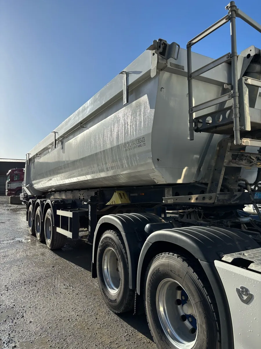 Schmitz Cartobull 8.2 tipping trailer - Image 2