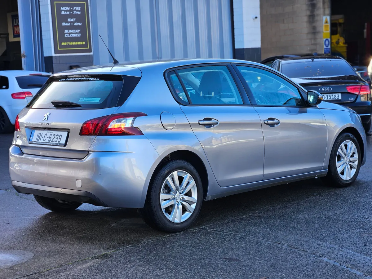 Peugeot 308 1.6 HDI AUTOMATIC - Image 3