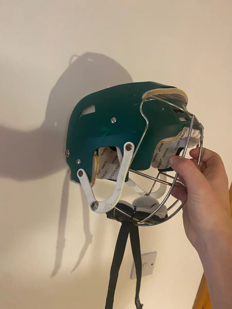 Cooper hurling helmet - Image 2
