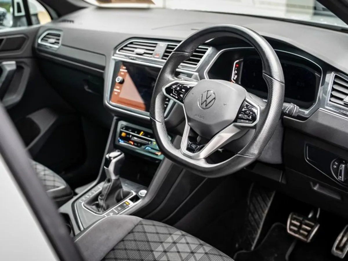 Volkswagen Tiguan R LINE 2.0tdi R Auto - Image 4