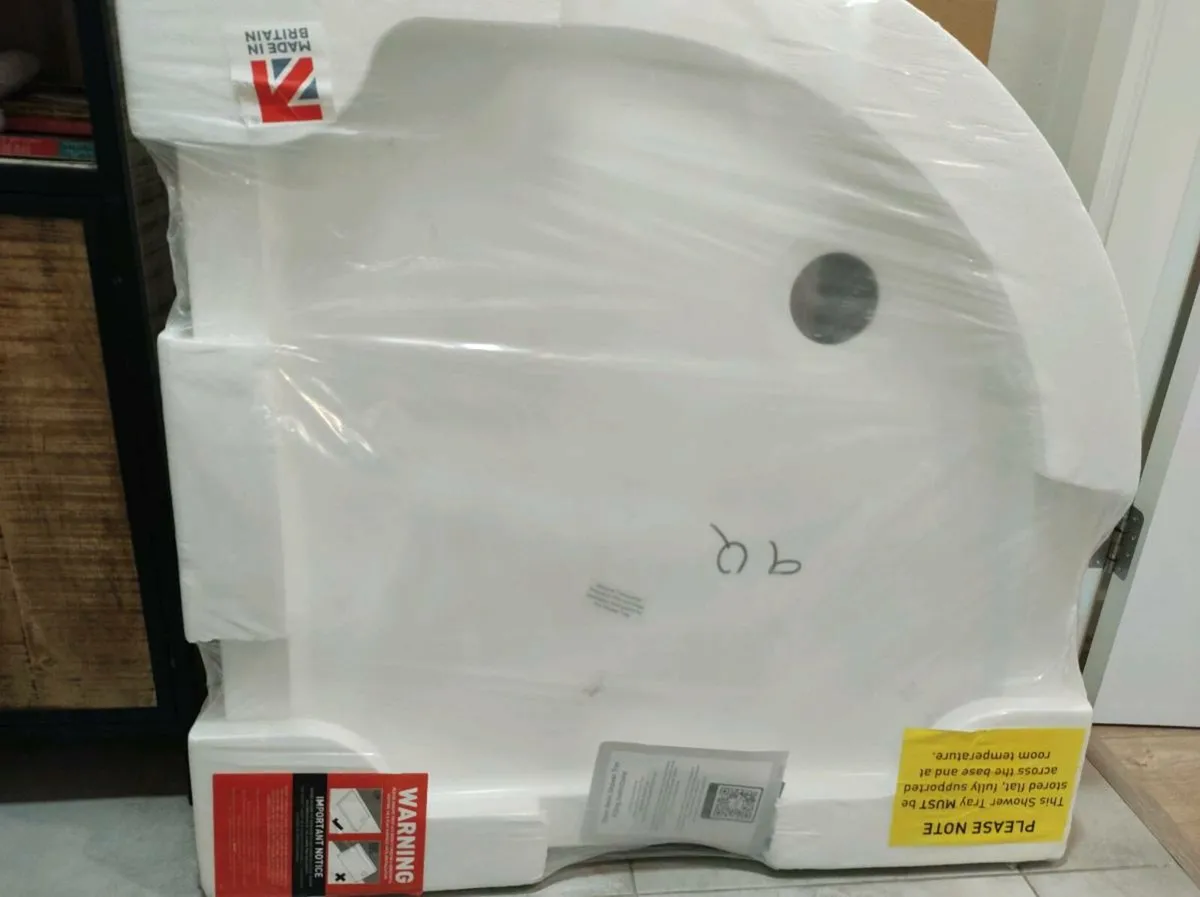 Shower tray 900x900 brand new still in packaging