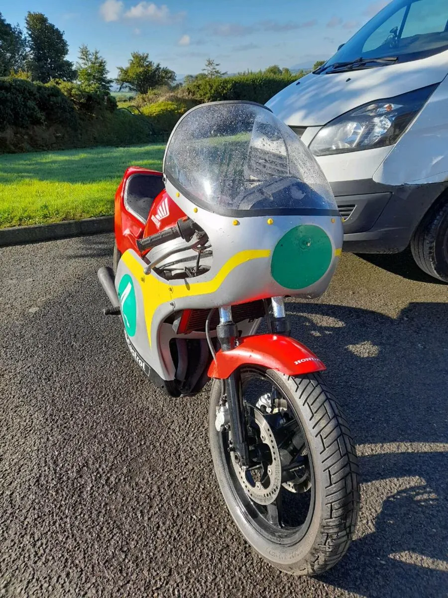 Honda CBR 250 four - Image 2