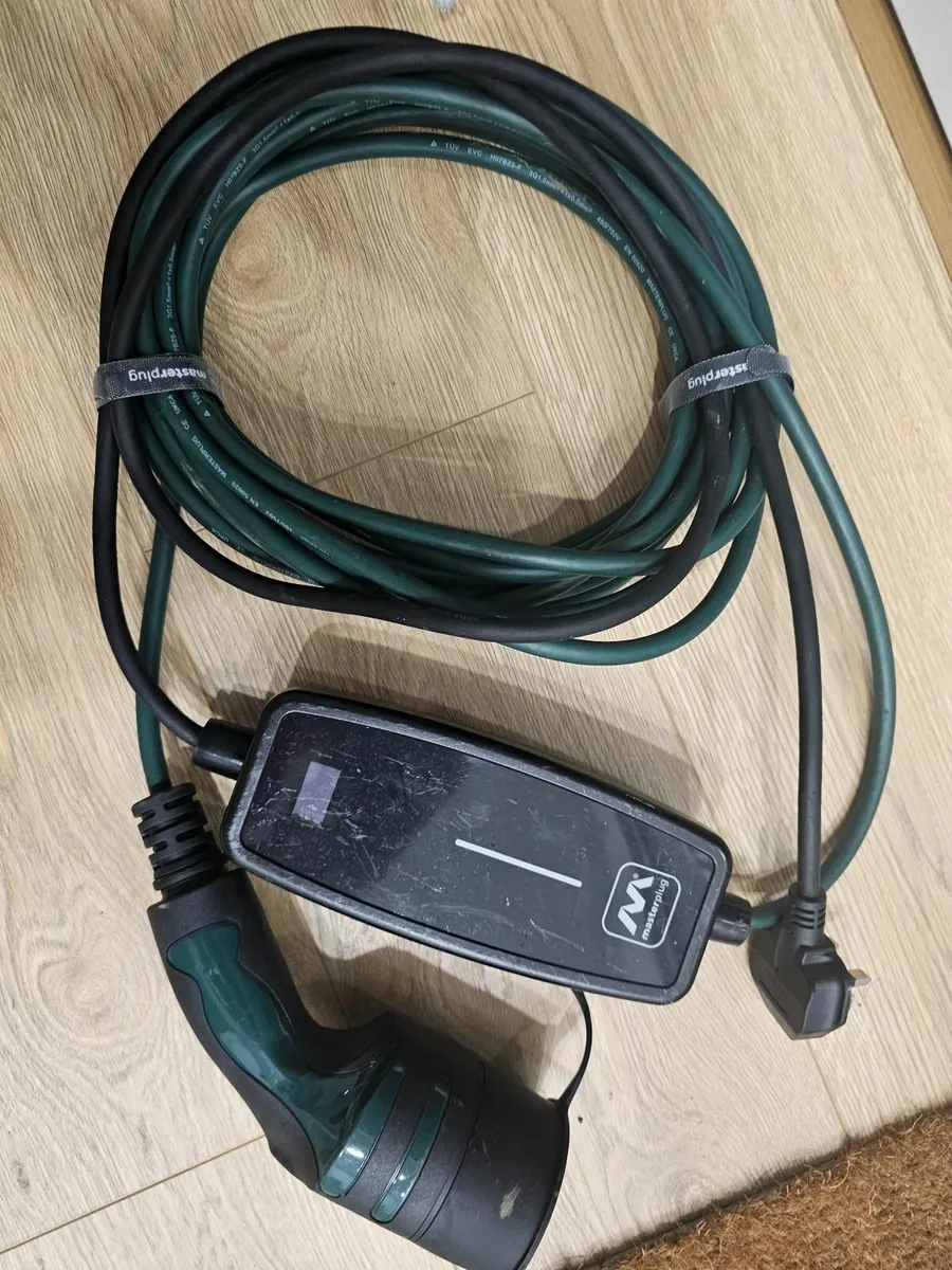 Masterplug Portable EV Charger 10meters - Image 4