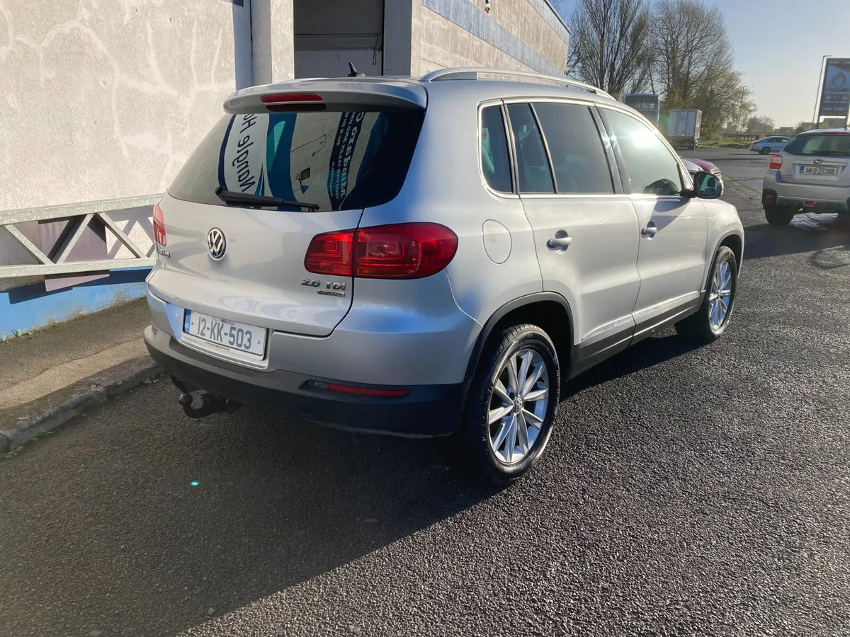 Volkswagen Tiguan 2012 - Image 4