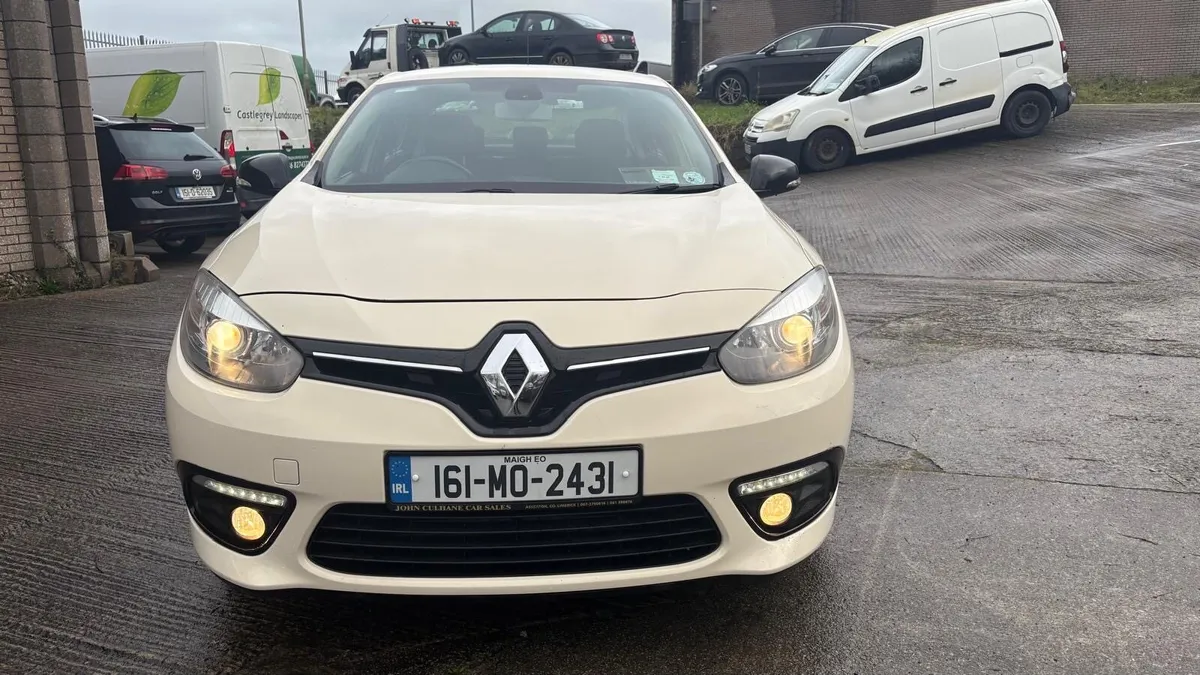 2016 RENAULT FLEUNCE LIMITED EDITION - Image 2