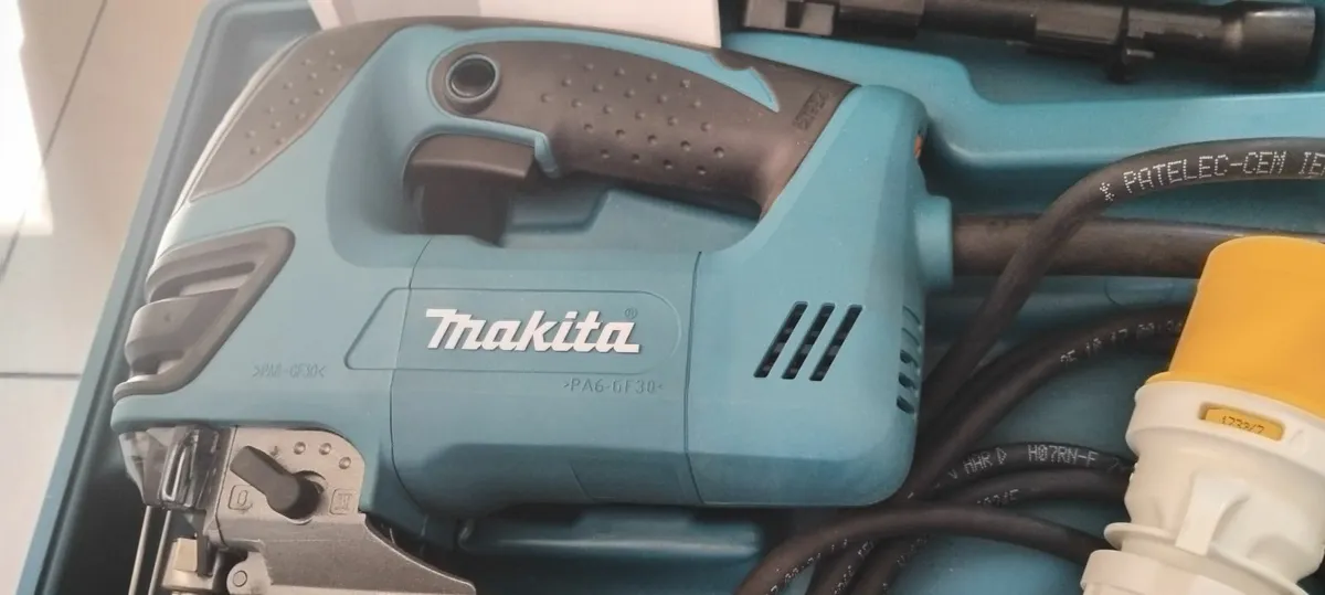 Makita 4350CT Jigsaw 110v - Image 2