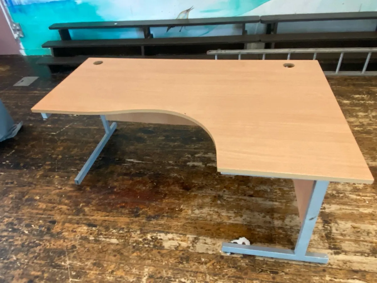 Office Desk - Image 1