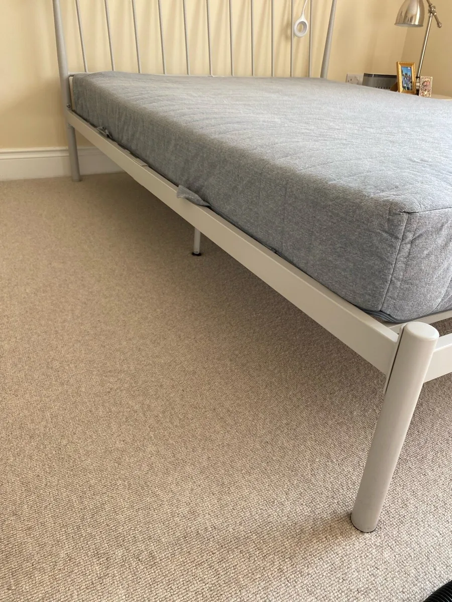 Double bed frame and mattress - Image 1