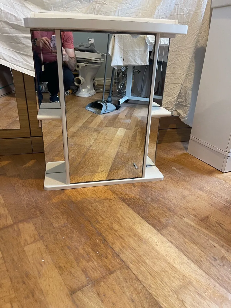 Over Sink Unit - Image 2