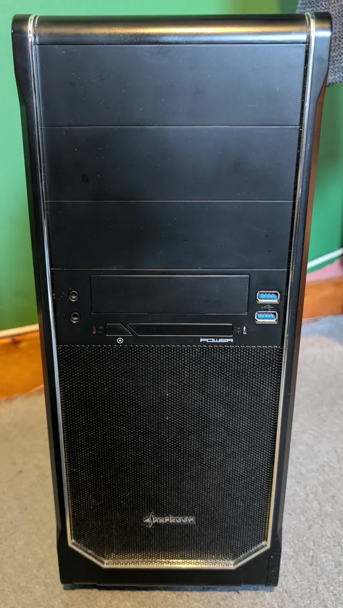 Sharkoon Chrome PC Case - Image 1