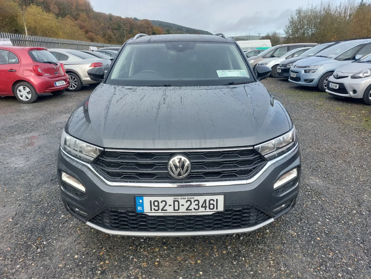 Volkswagen T-Roc 2019 - Image 1