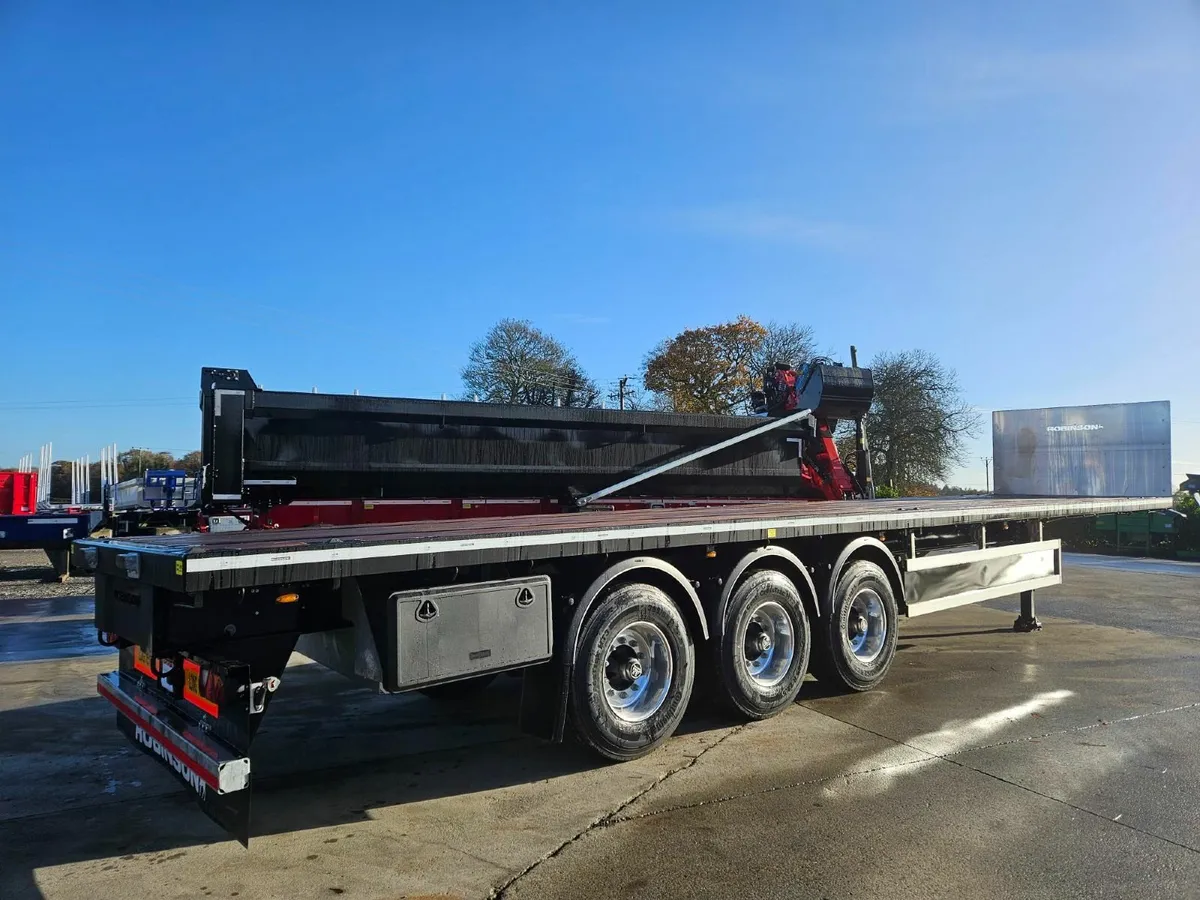 Robinson Platform/Flat Trailer - Image 2