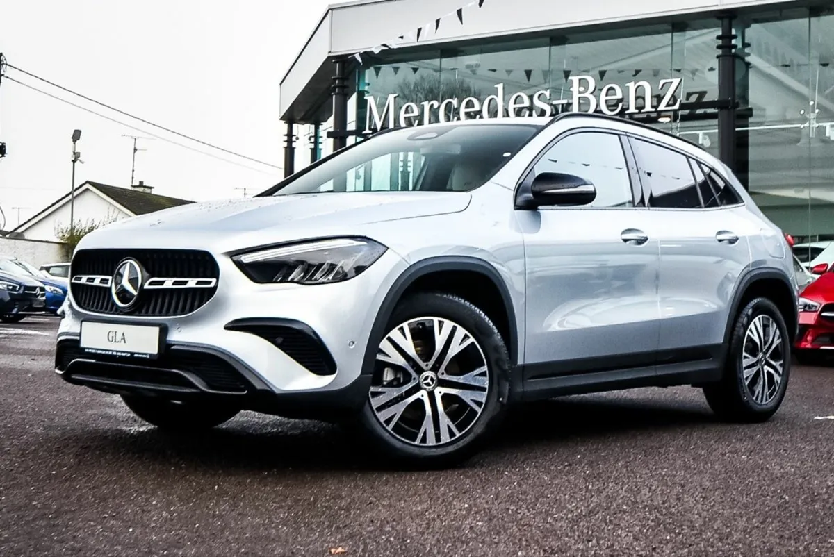 Mercedes-Benz GLA 180d Progressive Night Pack Auto - Image 1