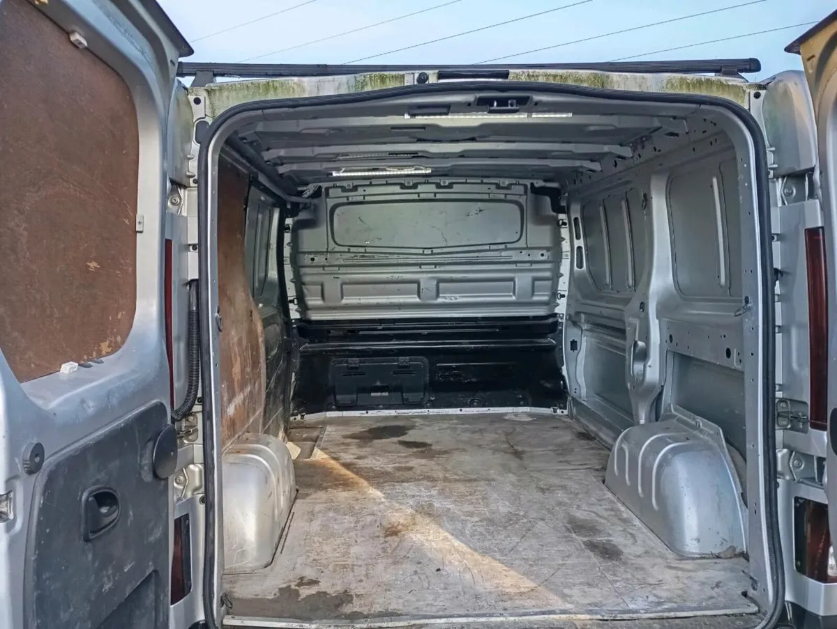 Renault traffic business 181 - Image 4