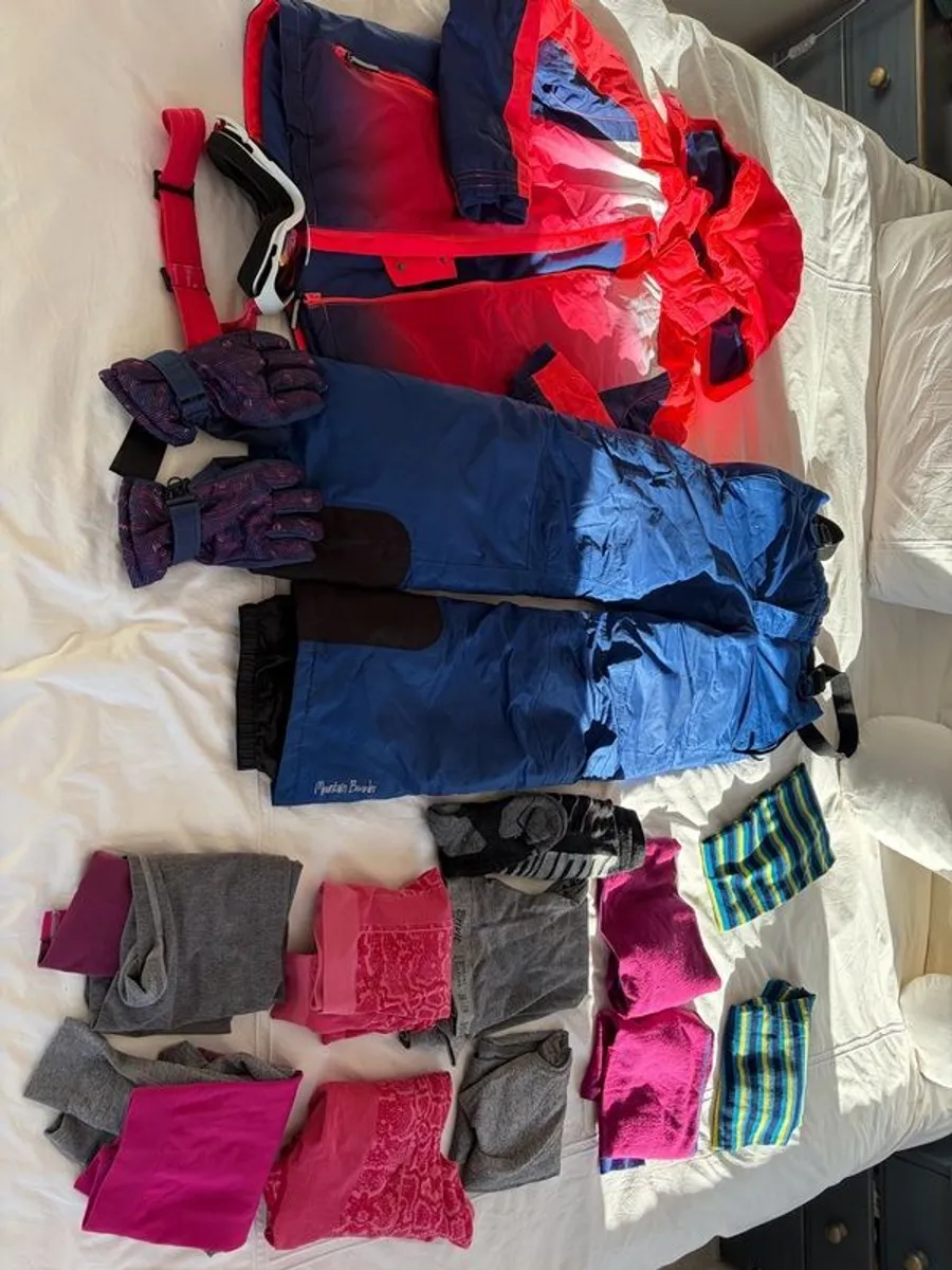 Girls ski gear age 10-12 - Image 3