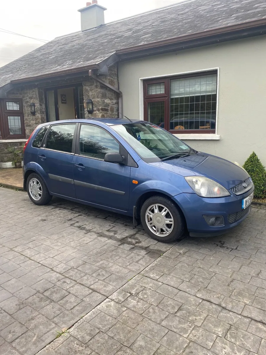 Ford Fiesta 2006 - Image 2