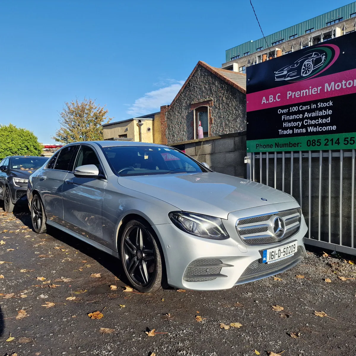 Mercedes-Benz E-Class E 220 D AMG LINE - Image 1