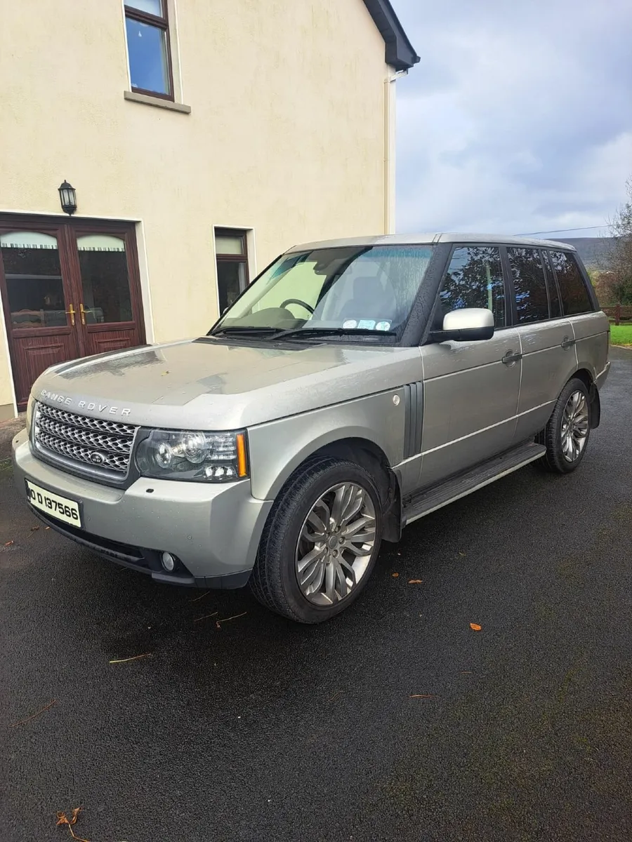 Land Rover Range Rover 2010 - Image 2