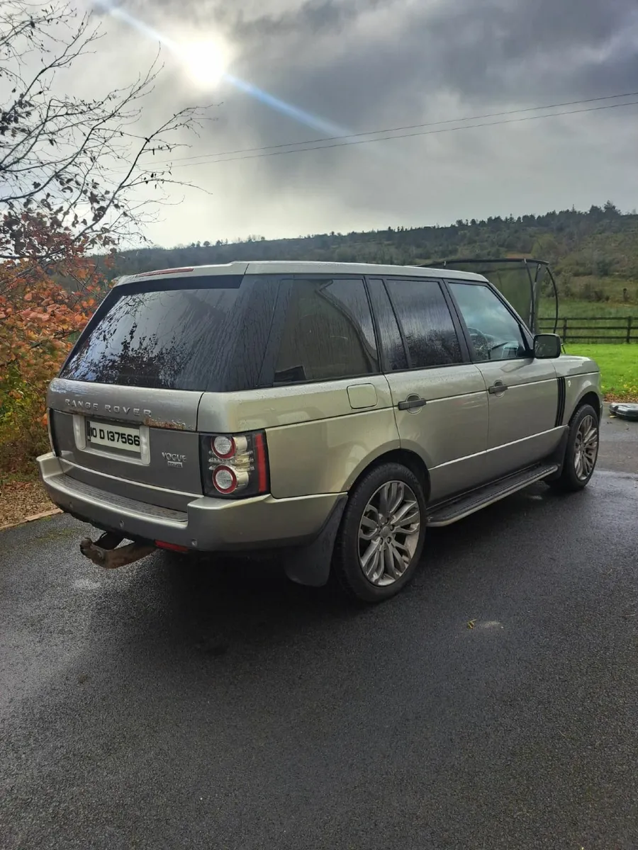 Land Rover Range Rover 2010 - Image 3