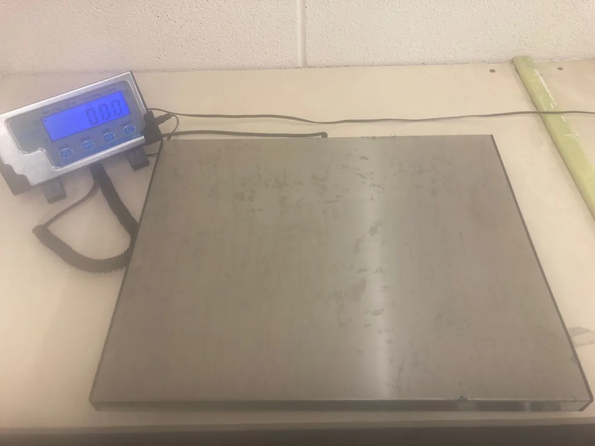 Electronic weighing scales - Image 2