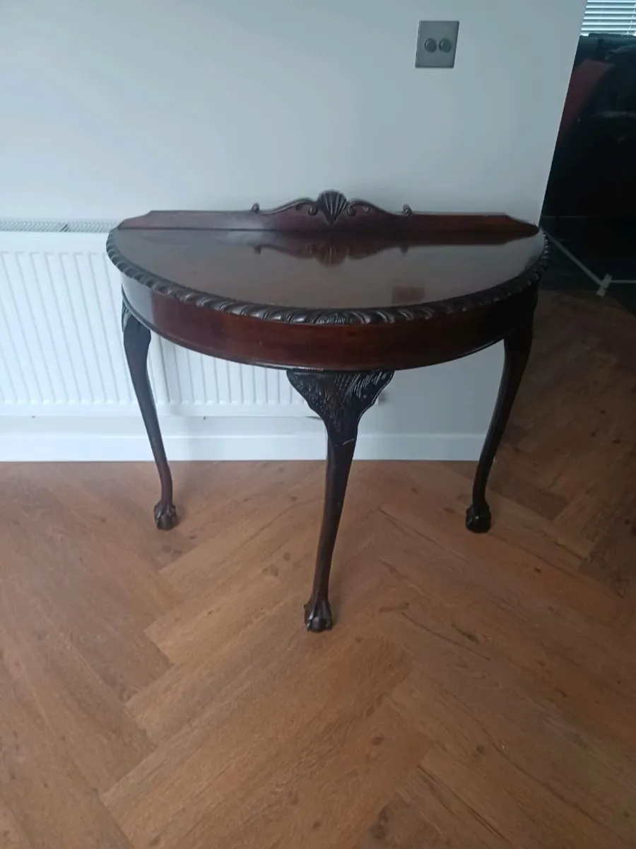 Hall table - Image 1