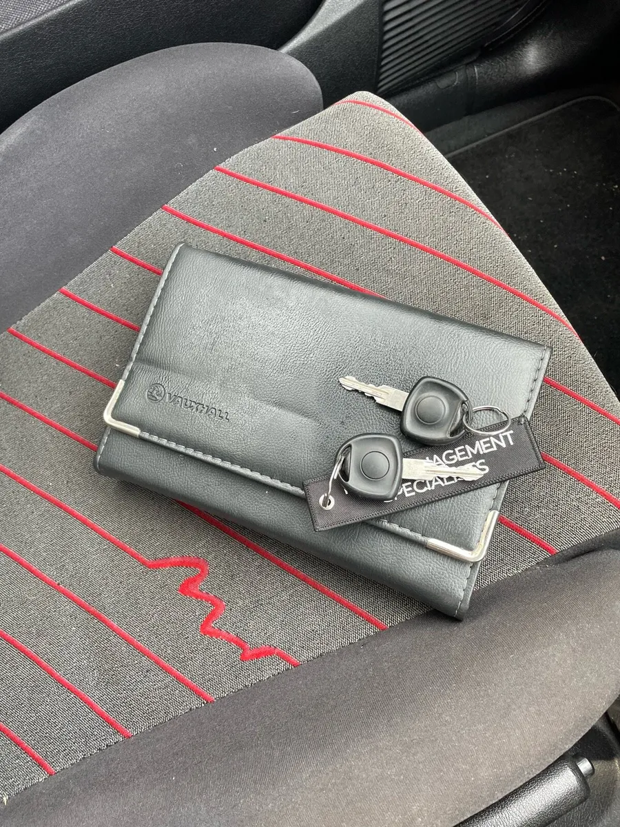 Opel Corsa B GSI / SPORT - Image 4