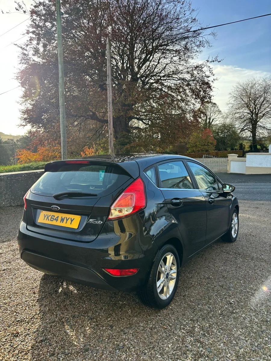 2014 Ford fiesta - Image 3