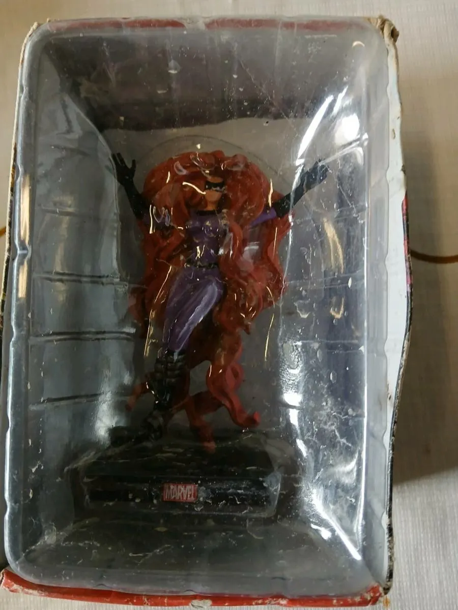 Marvel  figurines - Image 3