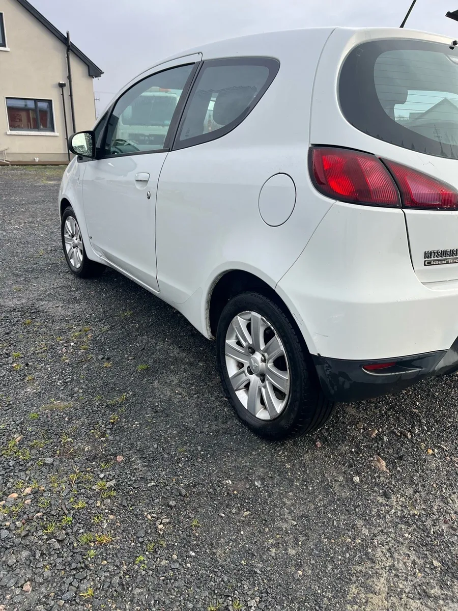 Mitsubishi colt - Image 4