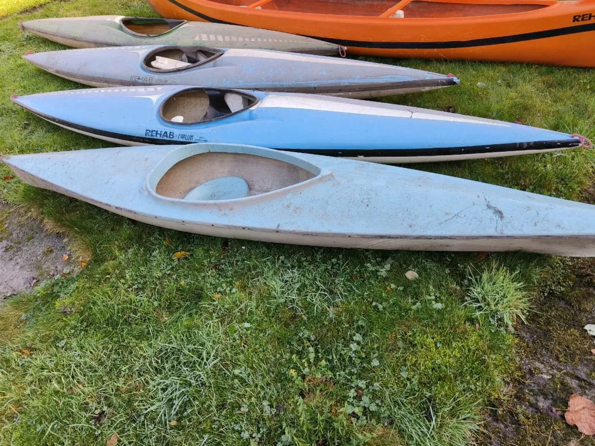 4 Kayaks
