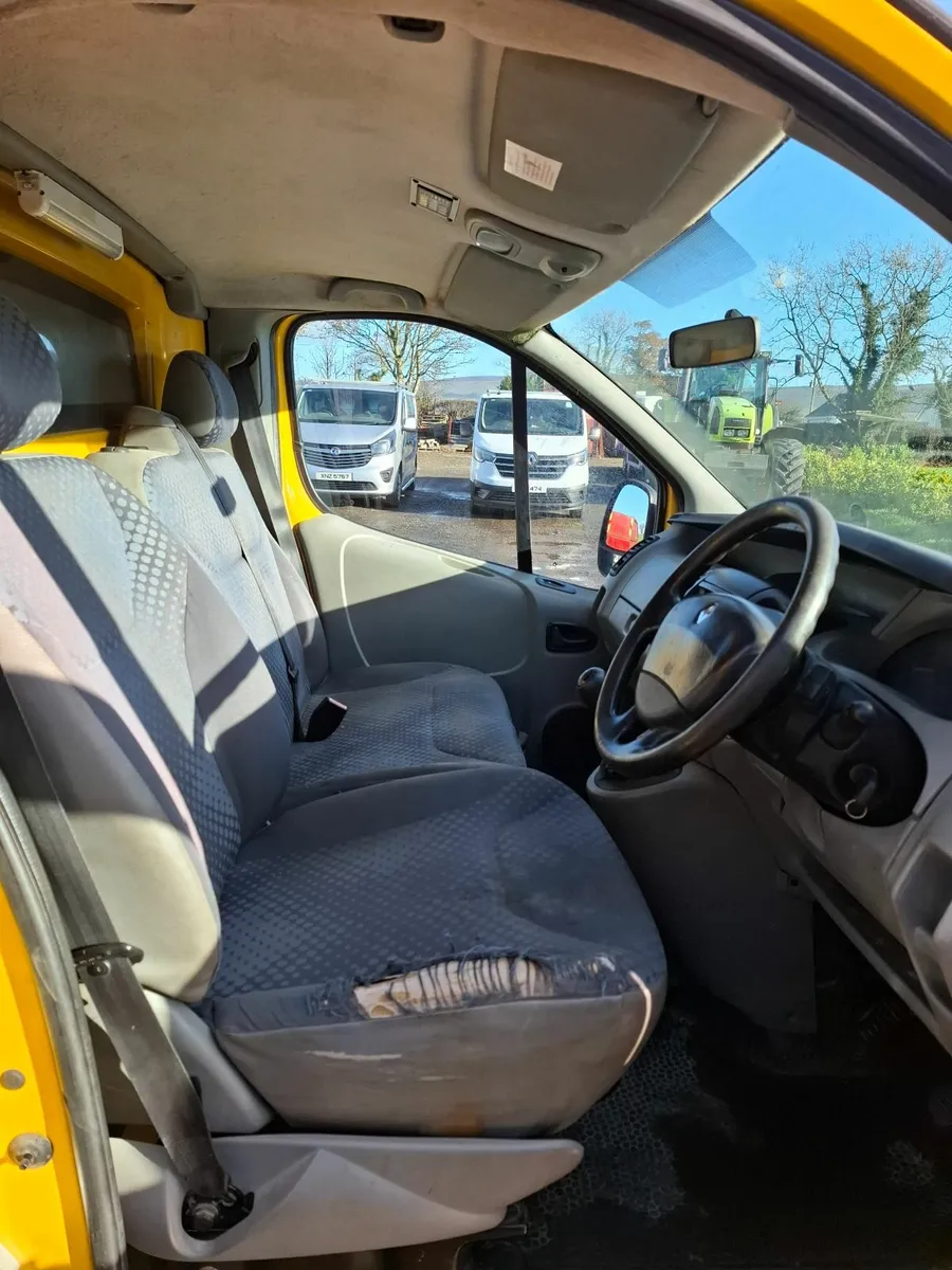 Renault Trafic 2010 - Image 2