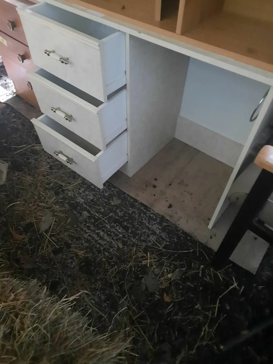 Dressing table slash Desk - Image 1