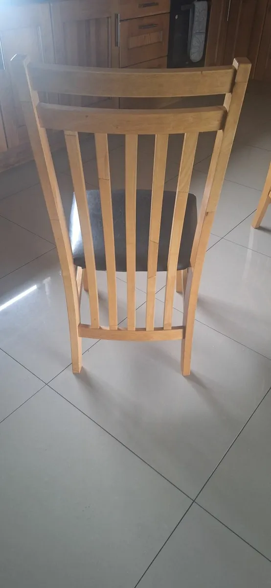 Dining chairs - Image 1