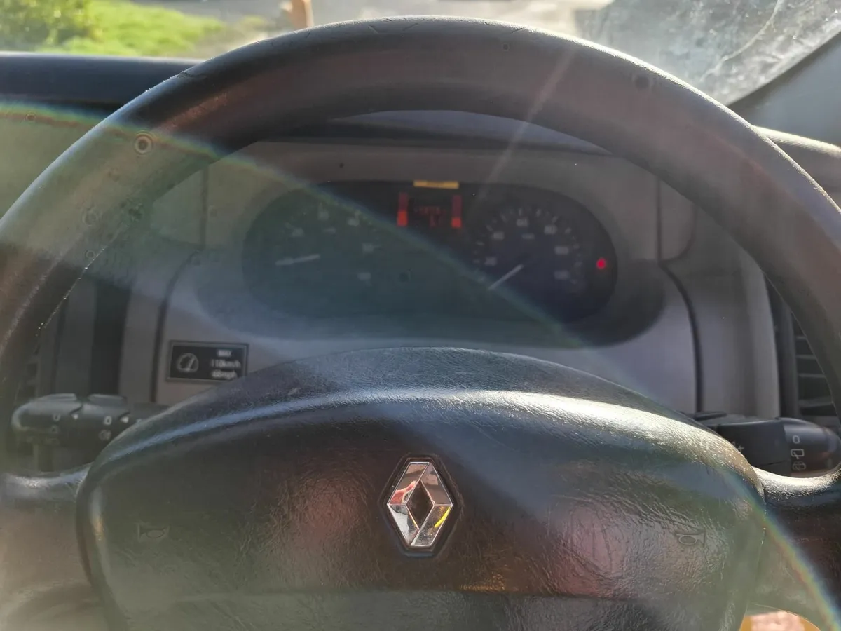 Renault Trafic 2010 - Image 4