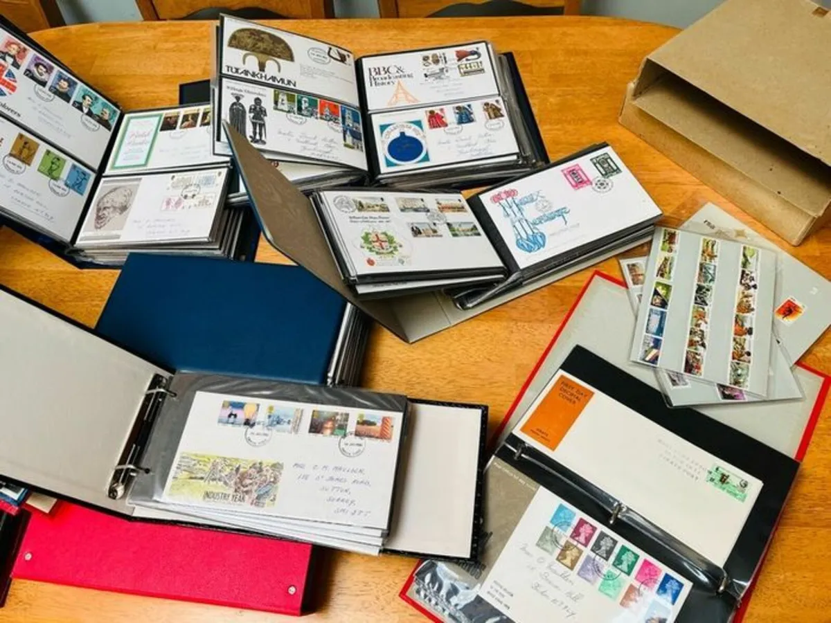 Collection of First Day covers. Approx 500 - Image 1