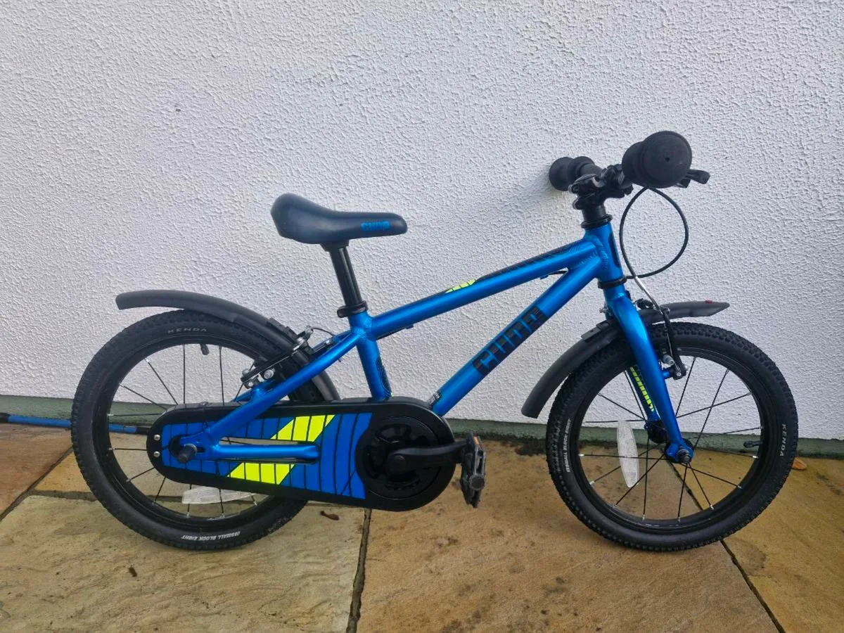 Kids bike - Image 1