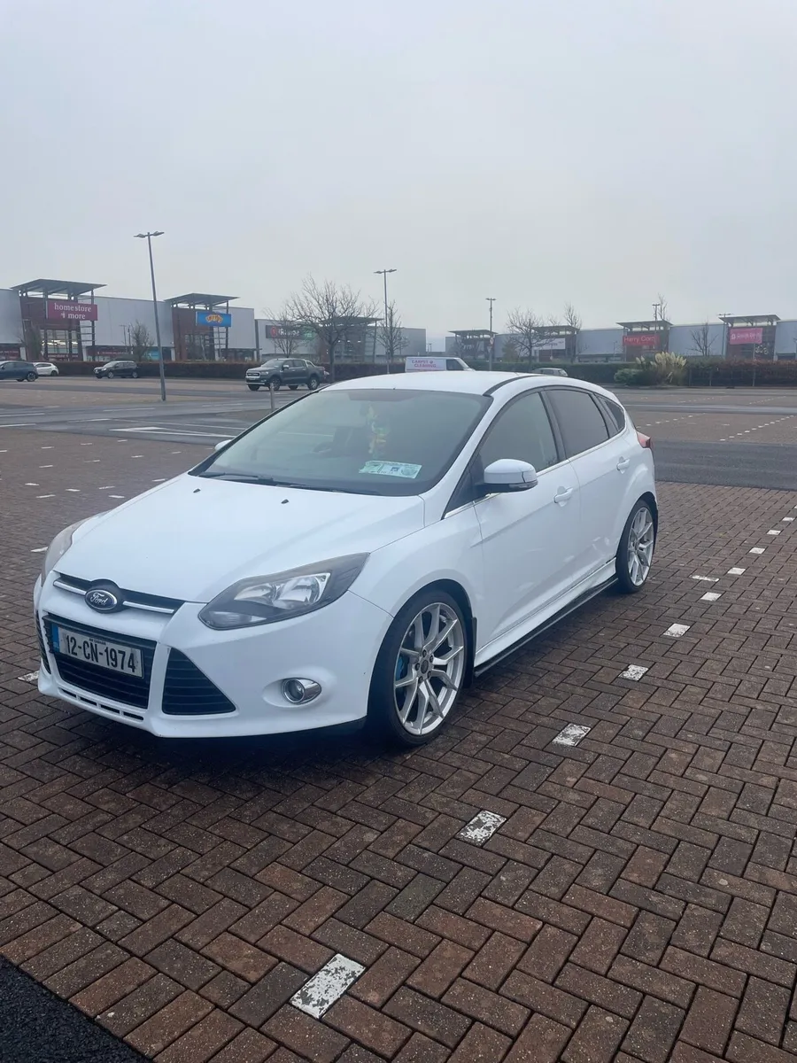 Ford Focus - Image 1