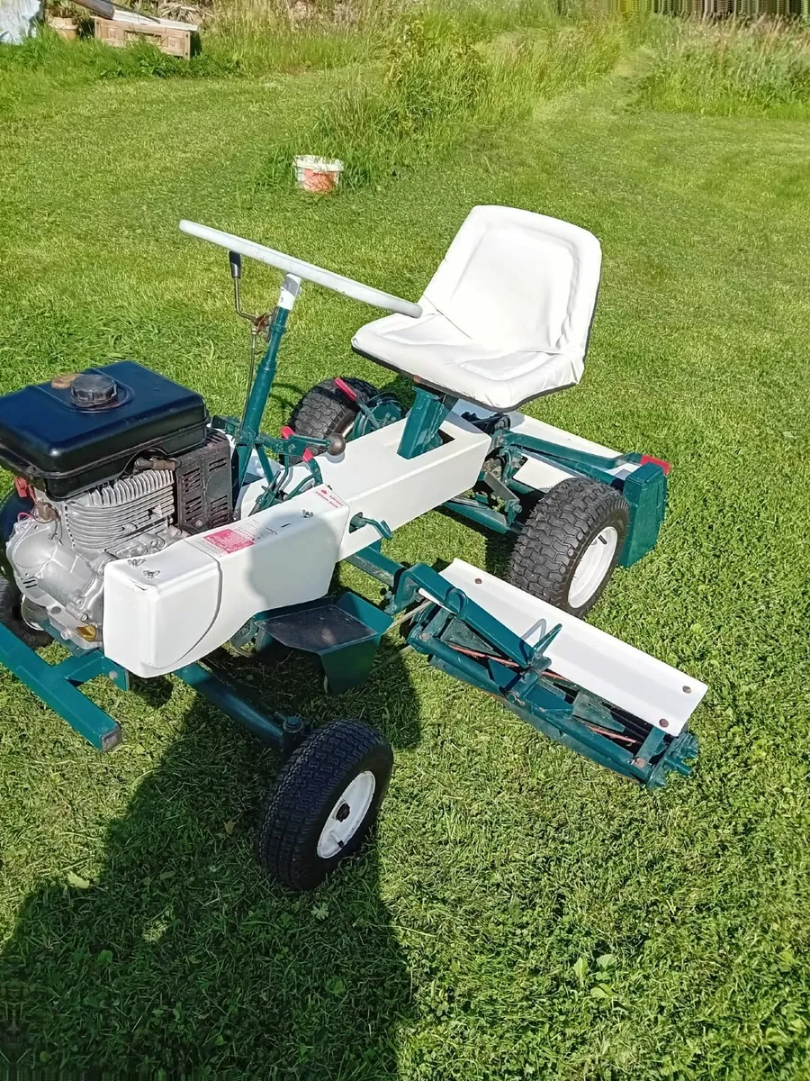 Allen national 68" triple mower - Image 2