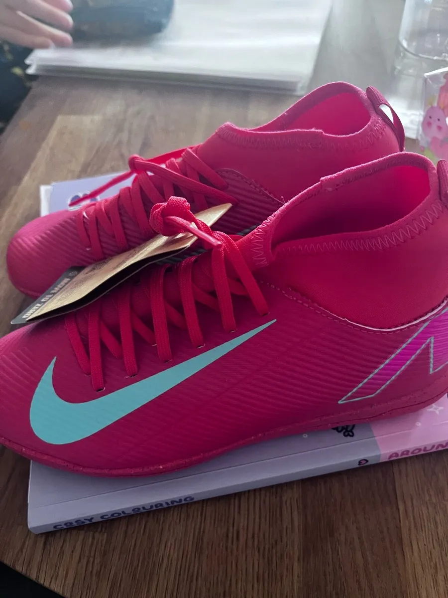 Nike JR Superfly 10 Club TF Size 3.5UK - Image 3