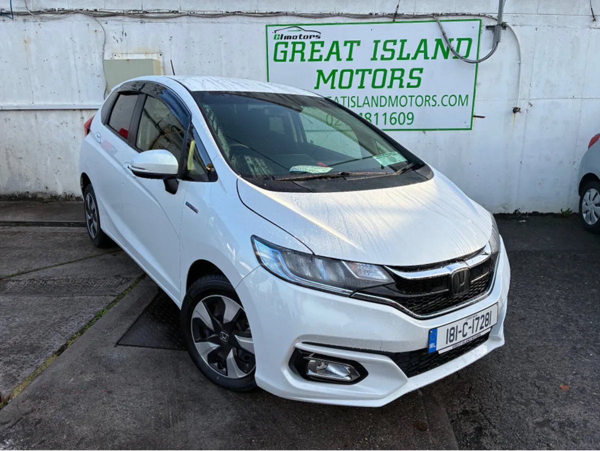 Honda Jazz DAA-GP5 - Image 1