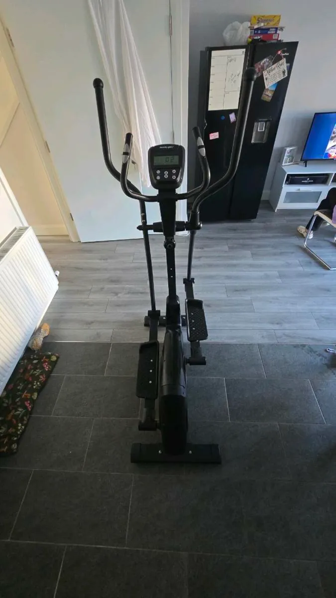 Crosstrainer - Image 2
