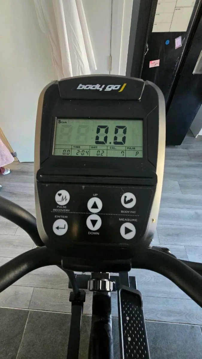 Crosstrainer - Image 4