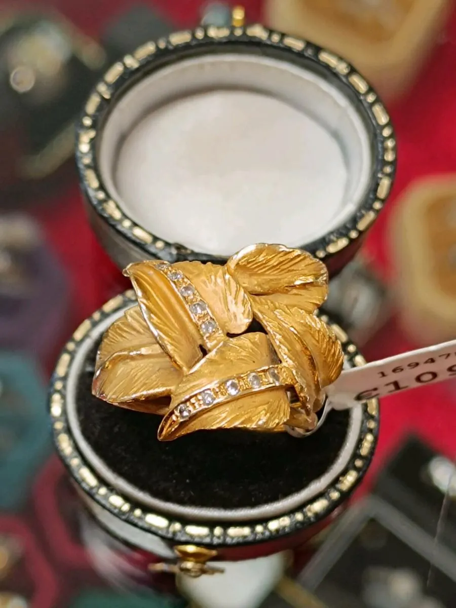 14k Yellow Gold  Diamond Botanical Leaf Ring - Image 1