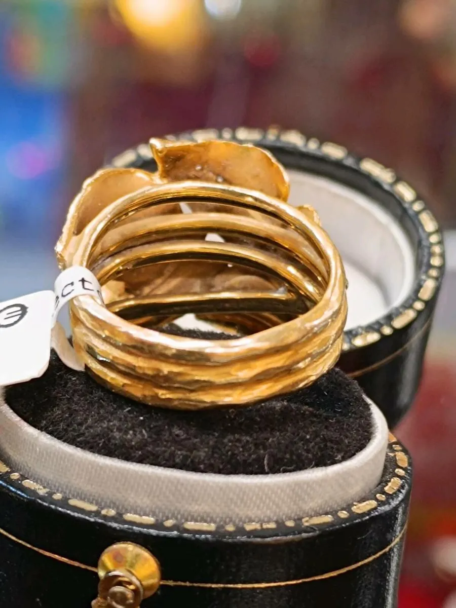 14k Yellow Gold  Diamond Botanical Leaf Ring - Image 3